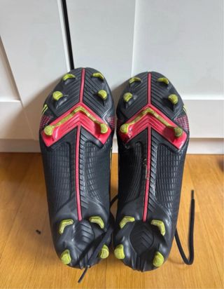 Botas de fútbol Nike Mercurial Negras