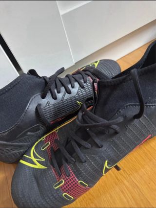 Botas de fútbol Nike Mercurial Negras