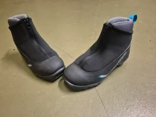 Sci da fondo Inovik Classic 147 cm + scarponi