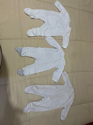 Lote 3 pijamas bebé 3 meses