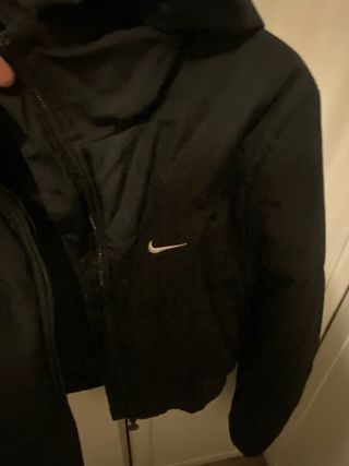 Plumífero Nike Negro Chica