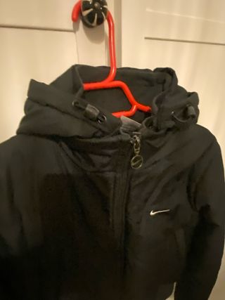 Plumífero Nike Negro Chica