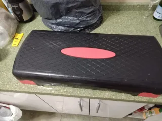 Step Aeróbico Negro y Rojo