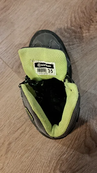 Botas de montaña para niño talla35