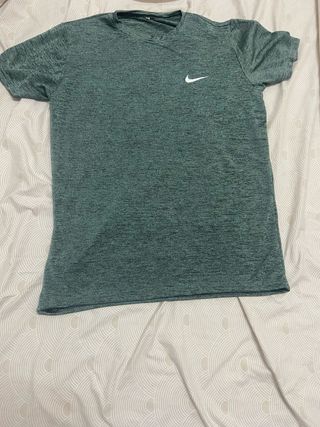 Camiseta Nike Verde