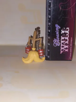 Figure / Keychain - Disney - Broom