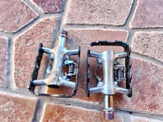 Pedales mixtos para bicicleta