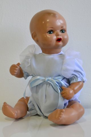 Muñeco bebé de celuloide años 50
