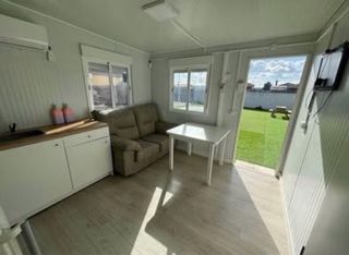 parcela segregada con piscina y mobilhome