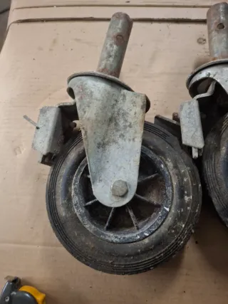 4 Ruedas de Andamio con Freno