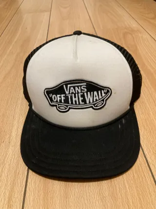 Gorra Vans Trucker Blanca y Negra