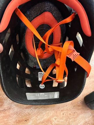 Casco Petzl Sirocco