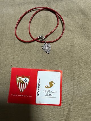 Medalla Escudo Sevilla F.C. Collar Rojo