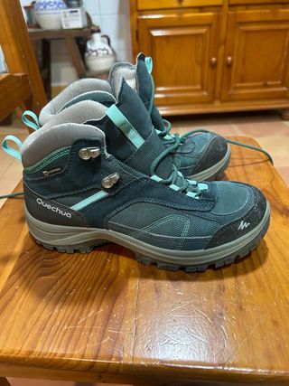 Botas de montaña Quechua