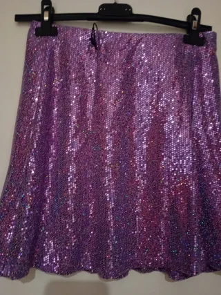 Falda Bershka lentejuelas lila T.S
