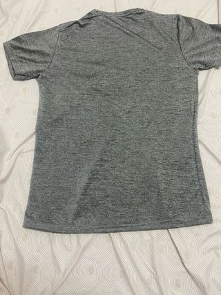 Camiseta Nike Gris Deportiva