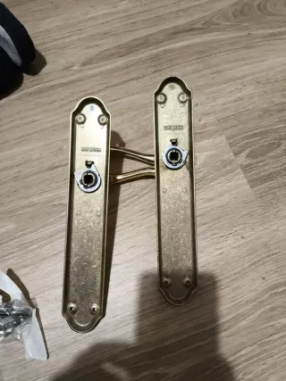 Manillas de latón made in spain