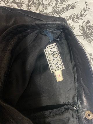 Falda tubo cuero negra