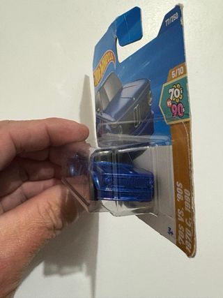 Hot Wheels * BMW 2002