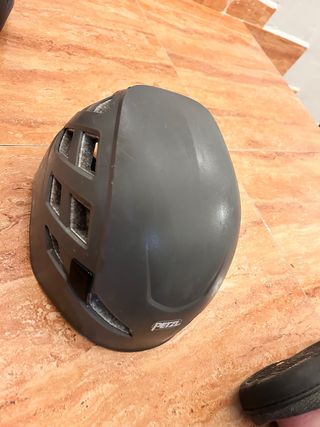 Casco Petzl Boreo Gris