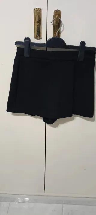 Falda pantalón negra efecto terciopelo Talla XL