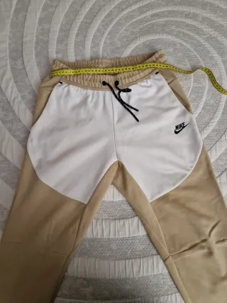 Conjunto Chándal Nike, talla L de niño