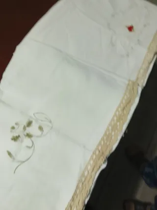 2 Lenzuola Matrimoniali Ricamate