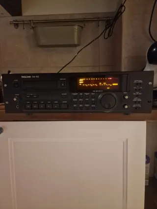 Tascam DA-40 Registratore DAT
