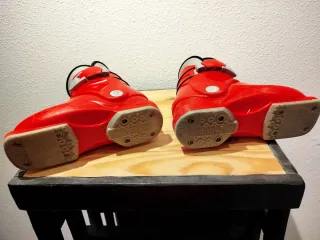 Botas de esquí infantiles. Talla 18'5 (223mm)