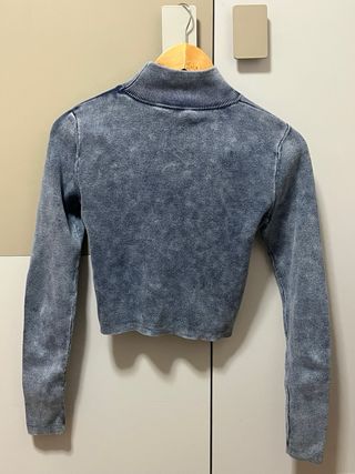 Top manga larga cuello alto