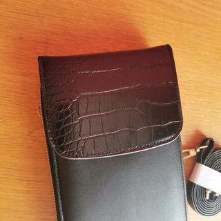 Bolso móvil negro nuevo