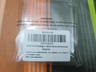 Cartera Spartano Negra y Dorada.