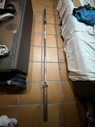 Barra Olímpica 20kg 2.20m 50mm