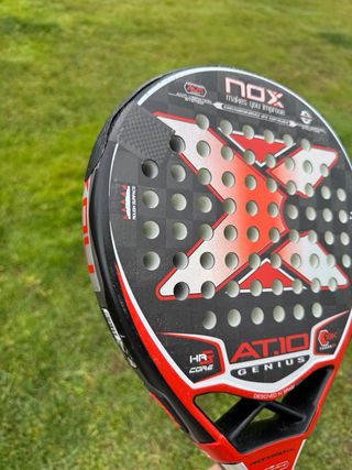 Pala de pádel NOX AT10 Genius Reparada