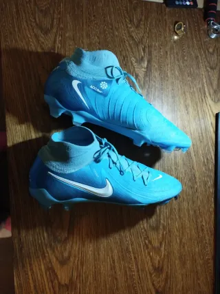 Botas de fútbol Nike Tacos Phanton número 45