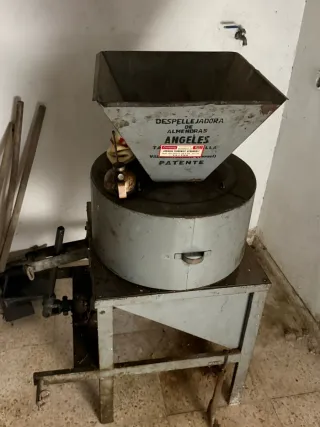 Despellejadora de Almendras Ángeles