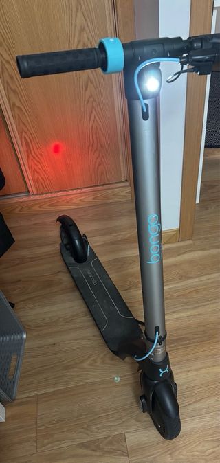 Patinete Bongo con pantalla y app.