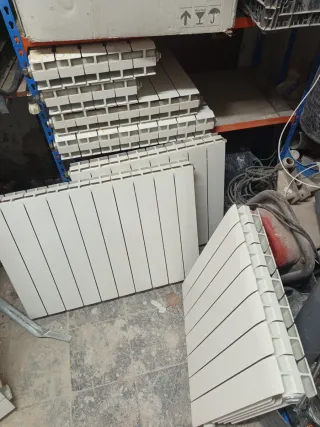 Caldera Gas Natural +  8 Radiadores Agua Caliente