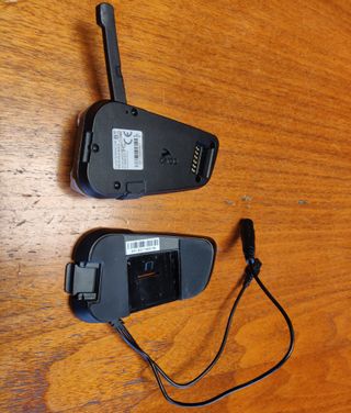 Intercomunicador Cardo PACKTALK BOLD JBL