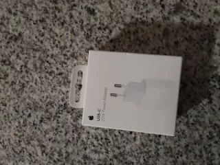 Adaptador de corriente USB-C 20W Apple