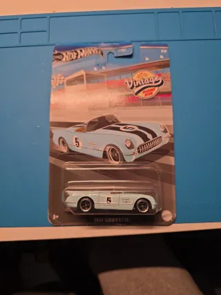 Hot Wheels 1955 Corvette Vintage Racing Club