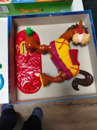 Juego de plástico Tozudo