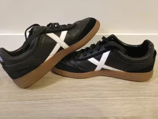 Zapatillas Munich Rumba Negras Talla 38