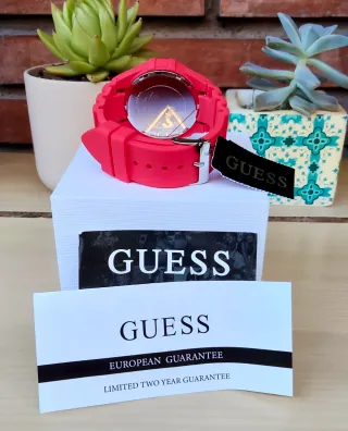 Reloj Guess Cronógrafo Rojo/Negro para Hombre.