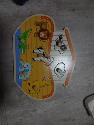 Puzzle in legno con animali