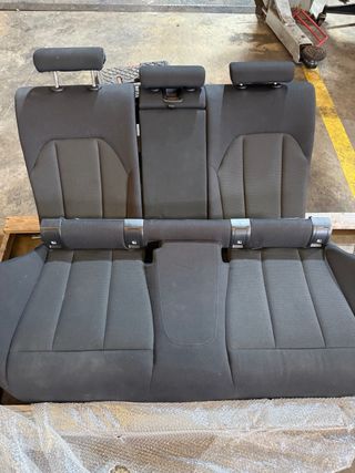 Juego de asientos para BMW G20. 2021