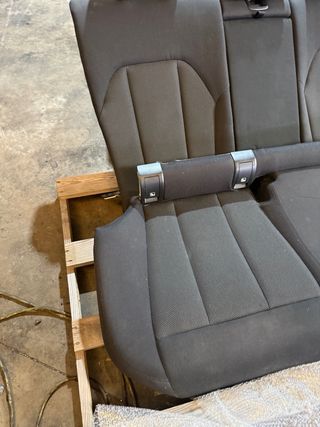 Juego de asientos para BMW G20. 2021