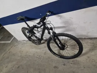 Bicicleta de Montaña Negra