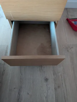 Mesita de noche IKEA MALM