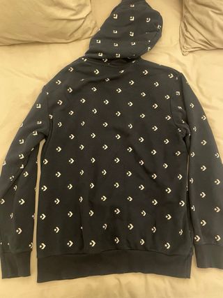 Sudadera Converse azul con estampado